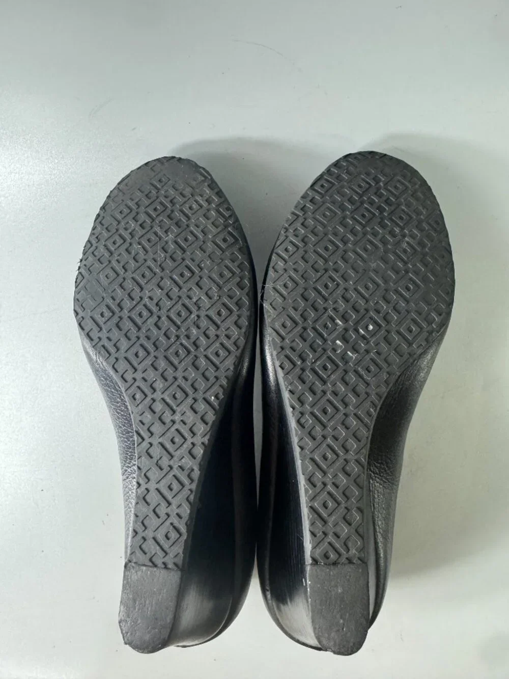 TORY BURCH Sally 2 Peep Toe Wedge Pump Size 6 1/2